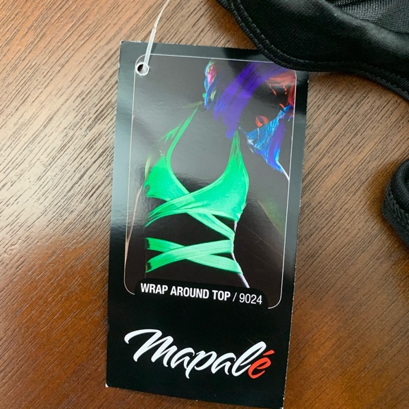 Mapole' Wrap Around Black Top - Picture 5 of 6